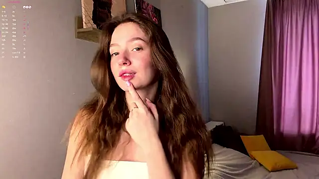 Snapshot of SilverGalen chatting on February 10, 2026, 7:07 am SilverGalen online show from February 10, 2026, 7:07 am