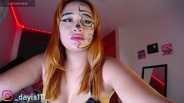 Snapshot of dayis_sweet chatting on October 31, 2025, 1:02 am dayis sweet online show from October 31, 2025, 1:02 am