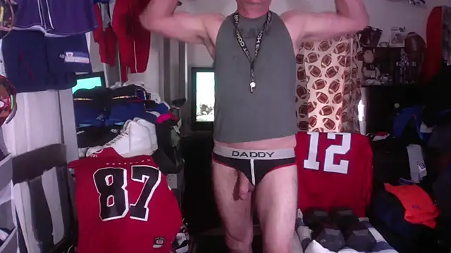 Snapshot of DILFJockDad87 chatting on March 27, 2026, 11:49 pm DILFJockDad87 online show from March 27, 2026, 11:49 pm
