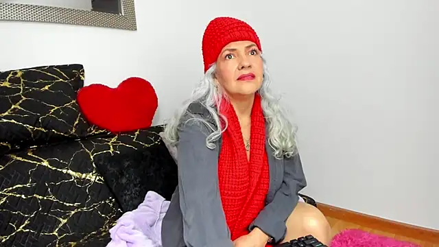 Snapshot of marilyn70 chatting on November 28, 2025, 11:05 pm marilyn70 online show from November 28, 2025, 11:05 pm