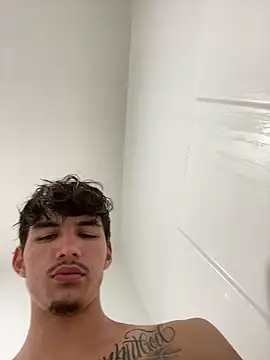 Snapshot of funbigdickk chatting on October 2, 2025, 4:38 am funbigdickk online show from October 2, 2025, 4:38 am