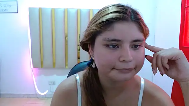 Snapshot of keilicita_tonny_18 chatting on October 29, 2025, 6:07 pm keilicita tonny 18 online show from October 29, 2025, 6:07 pm