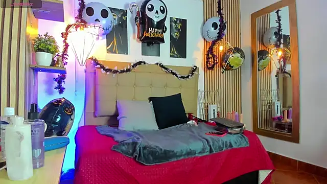  samanthaa foxx online show from October 24, 2025, 11:31 am