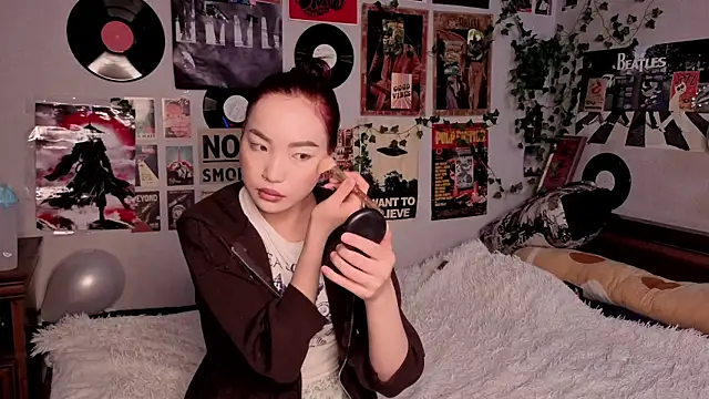 Snapshot of OdetteBiddy chatting on February 22, 2026, 8:10 pm OdetteBiddy online show from February 22, 2026, 8:10 pm