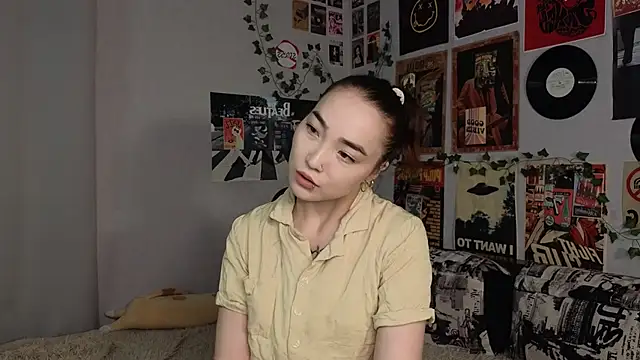 Snapshot of OdetteBiddy chatting on November 21, 2025, 8:08 pm OdetteBiddy online show from November 21, 2025, 8:08 pm