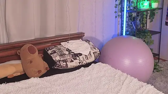 Snapshot of OdetteBiddy chatting on December 14, 2025, 9:09 pm OdetteBiddy online show from December 14, 2025, 9:09 pm