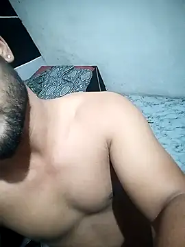 Kartikkartik8595 online show from November 9, 2025, 8:02 pm