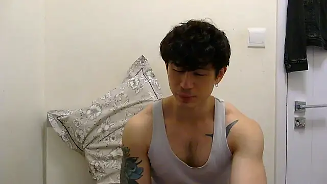 Snapshot of natenatejosh chatting on November 25, 2025, 1:44 pm natenatejosh online show from November 25, 2025, 1:44 pm