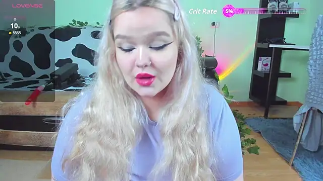 Snapshot of _CandyM1lky_ chatting on September 11, 2025, 6:24 am CandyM1lky online show from September 11, 2025, 6:24 am