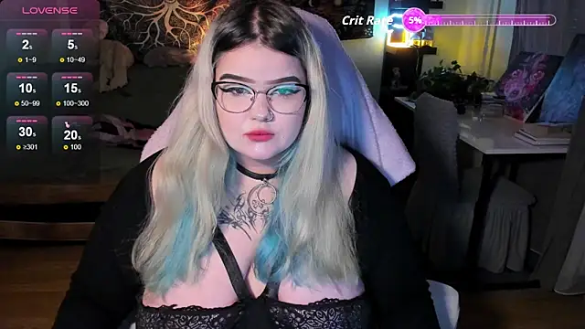 Snapshot of _CandyM1lky_ chatting on January 6, 2026, 7:12 am CandyM1lky online show from January 6, 2026, 7:12 am