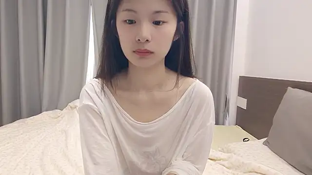 xiao-qinju online show from July 6, 2026, 2:40 am