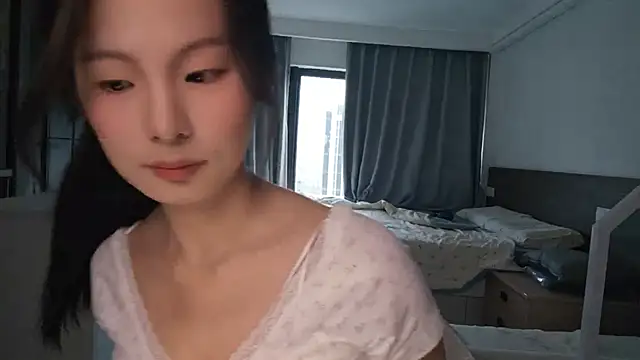 xiao-qinju online show from April 15, 2026, 3:23 am