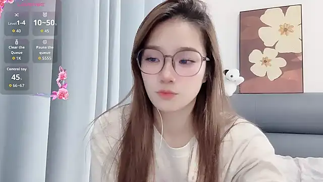 yuyu 77 online show from November 24, 2025, 3:45 pm