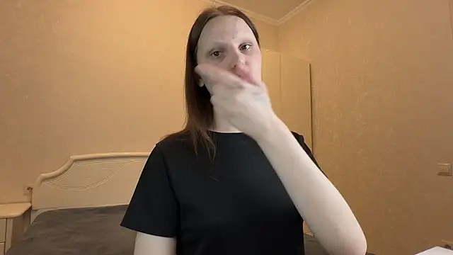 vertul1ana online show from May 24, 2026, 7:47 pm