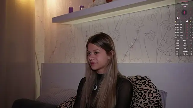 Snapshot of AnneVerity chatting on November 4, 2025, 7:39 pm AnneVerity online show from November 4, 2025, 7:39 pm