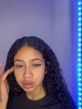 Snapshot of jadee8 chatting on November 12, 2025, 7:40 pm jadee8 online show from November 12, 2025, 7:40 pm