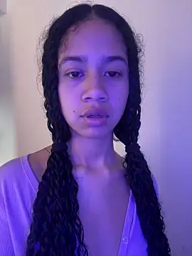 jadee8 online show from March 31, 2026, 5:04 pm