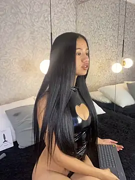 jadee8 online show from May 21, 2026, 3:42 pm