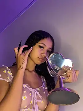 Snapshot of jadee8 chatting on September 11, 2025, 10:54 pm jadee8 online show from September 11, 2025, 10:54 pm