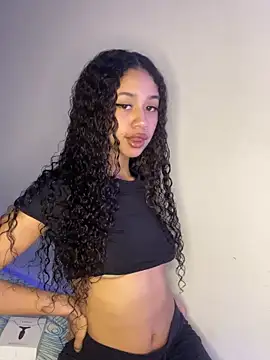 Snapshot of jadee8 chatting on December 4, 2025, 10:20 pm jadee8 online show from December 4, 2025, 10:20 pm