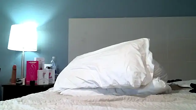 Snapshot of Keikomiller chatting on December 14, 2025, 1:17 pm Keikomiller online show from December 14, 2025, 1:17 pm