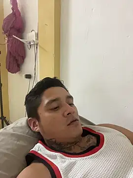 Snapshot of siilvestremx chatting on November 13, 2025, 5:55 am siilvestremx online show from November 13, 2025, 5:55 am