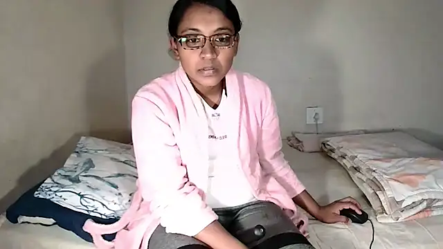 indiansweetflava online show from July 2, 2026, 1:50 pm