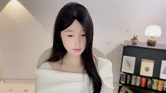 Snapshot of Onechestnut chatting on December 20, 2025, 1:14 pm Onechestnut online show from December 20, 2025, 1:14 pm