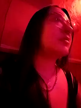 Dulcedeanis online show from February 22, 2026, 4:48 am