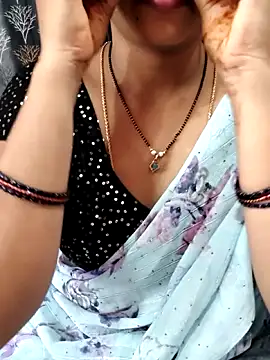 Snapshot of Lalitha-1995 chatting on June 15, 2026, 6:46 am Lalitha-1995 online show from June 15, 2026, 6:46 am