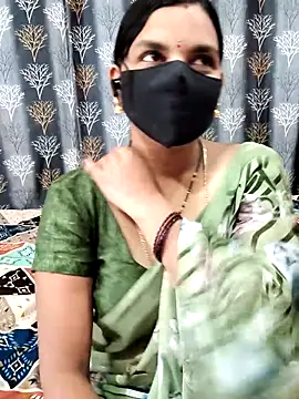 Snapshot of Lalitha-1995 chatting on June 18, 2026, 4:33 am Lalitha-1995 online show from June 18, 2026, 4:33 am