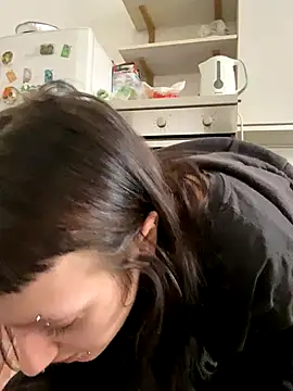 severingratty online show from November 27, 2025, 9:43 am