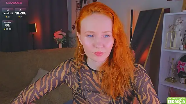 JoyceJones online show from November 23, 2025, 8:19 pm