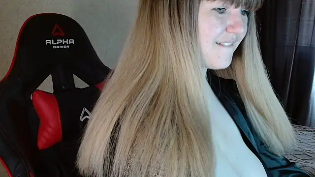 Snapshot of Miaxfox chatting on November 10, 2025, 11:59 am Miaxfox online show from November 10, 2025, 11:59 am