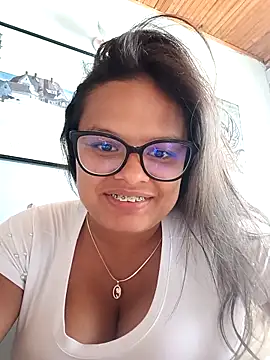 Snapshot of luluboobs9 chatting on December 4, 2025, 8:08 pm luluboobs9 online show from December 4, 2025, 8:08 pm