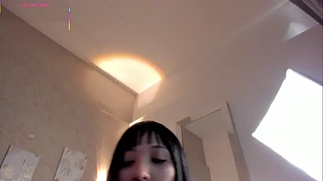 Lunaa bellaa online show from November 11, 2025, 7:41 pm