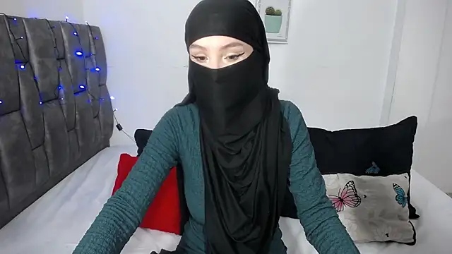 Snapshot of __Nahia chatting on October 21, 2025, 2:16 pm Nahia online show from October 21, 2025, 2:16 pm