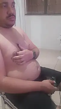 Snapshot of Urso_Nerd chatting on November 18, 2025, 3:59 pm Urso Nerd online show from November 18, 2025, 3:59 pm