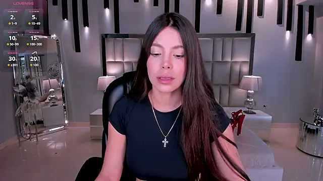 Snapshot of MeganScott chatting on July 21, 2026, 12:39 pm MeganScott online show from July 21, 2026, 12:39 pm