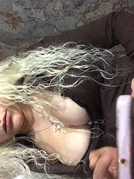 AlevNaz online show from February 2, 2026, 9:36 pm