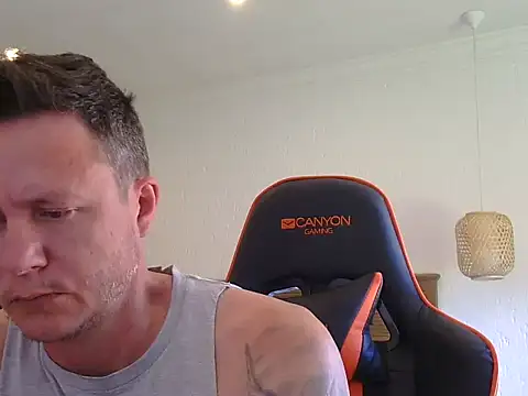 TroyDieselXXX online show from February 8, 2026, 7:06 am