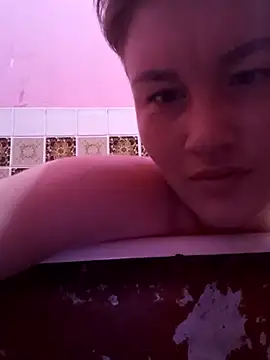 Snapshot of MoonIrene chatting on February 20, 2026, 4:42 pm MoonIrene online show from February 20, 2026, 4:42 pm