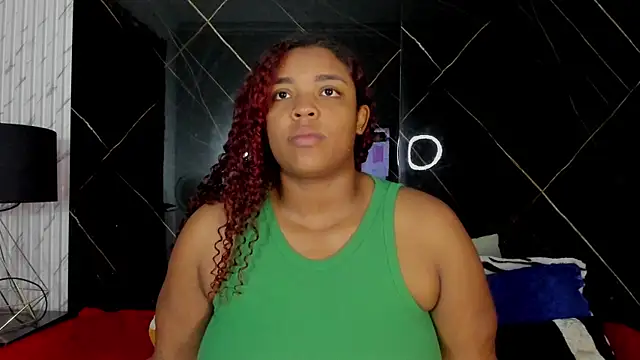 Snapshot of Alaia_Gutierrez chatting on September 12, 2025, 8:19 pm Alaia Gutierrez online show from September 12, 2025, 8:19 pm