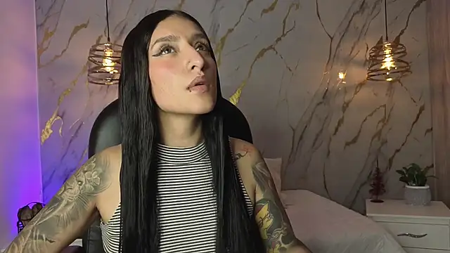 Snapshot of Scaarlettfox chatting on February 4, 2026, 6:03 pm Scaarlettfox online show from February 4, 2026, 6:03 pm