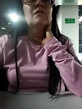 Romina693 online show from December 1, 2025, 6:03 am