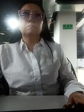 Romina693 online show from December 5, 2025, 6:45 am