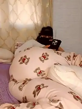 Samaarsexy23 online show from December 18, 2025, 1:37 pm