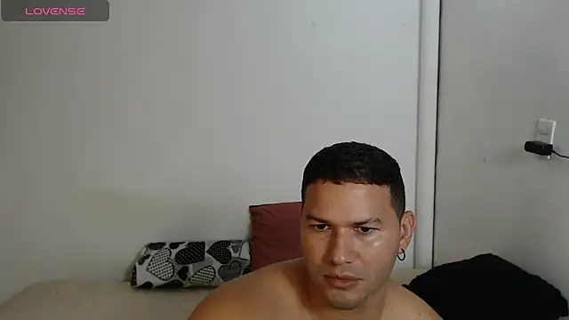 Snapshot of Tim_mz01 chatting on June 7, 2026, 9:09 pm Tim mz01 online show from June 7, 2026, 9:09 pm