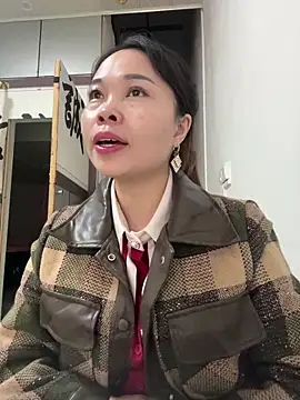 Snapshot of xlj4523 chatting on October 29, 2025, 5:06 am xlj4523 online show from October 29, 2025, 5:06 am