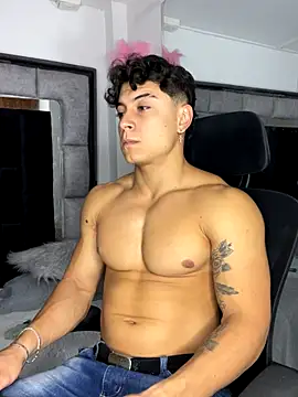 MR MUSCLE online show from December 4, 2025, 12:26 pm